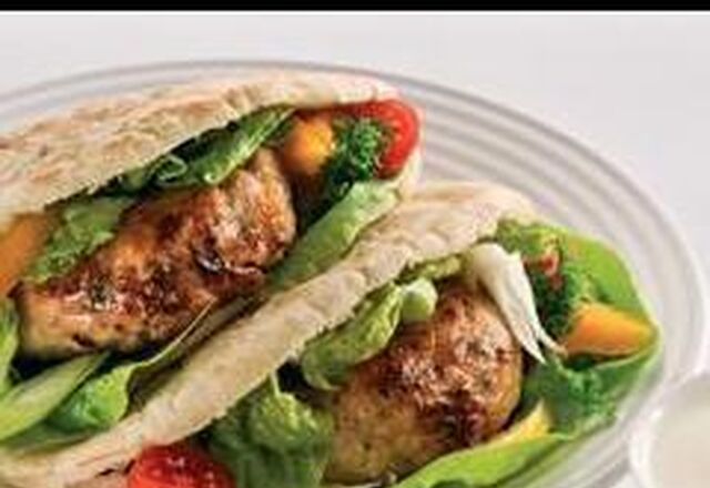 Turkey Burger Pitta Pockets - Scottish Slimmers