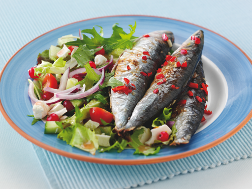 Grilled Sardines with Redcurrant Salad - Scottish Slimmers